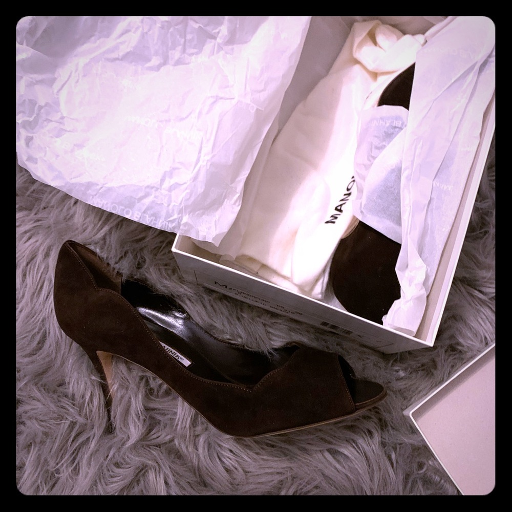 Manolo Blahnik chocolate pumps